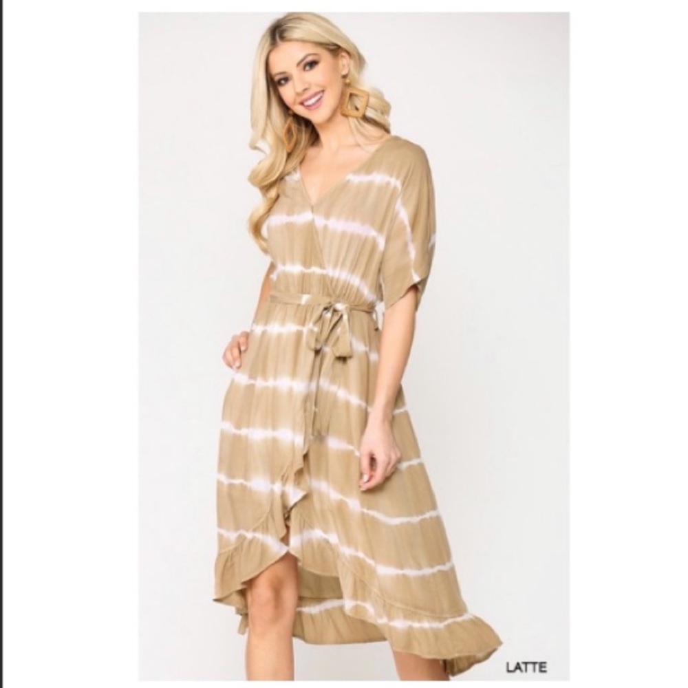 ☕️☕️💐Latte & White Striped Boho MIDI Wrap Dress💐☕️☕️ Boutique New soft☕️☕️💐 - Picture 2 of 7